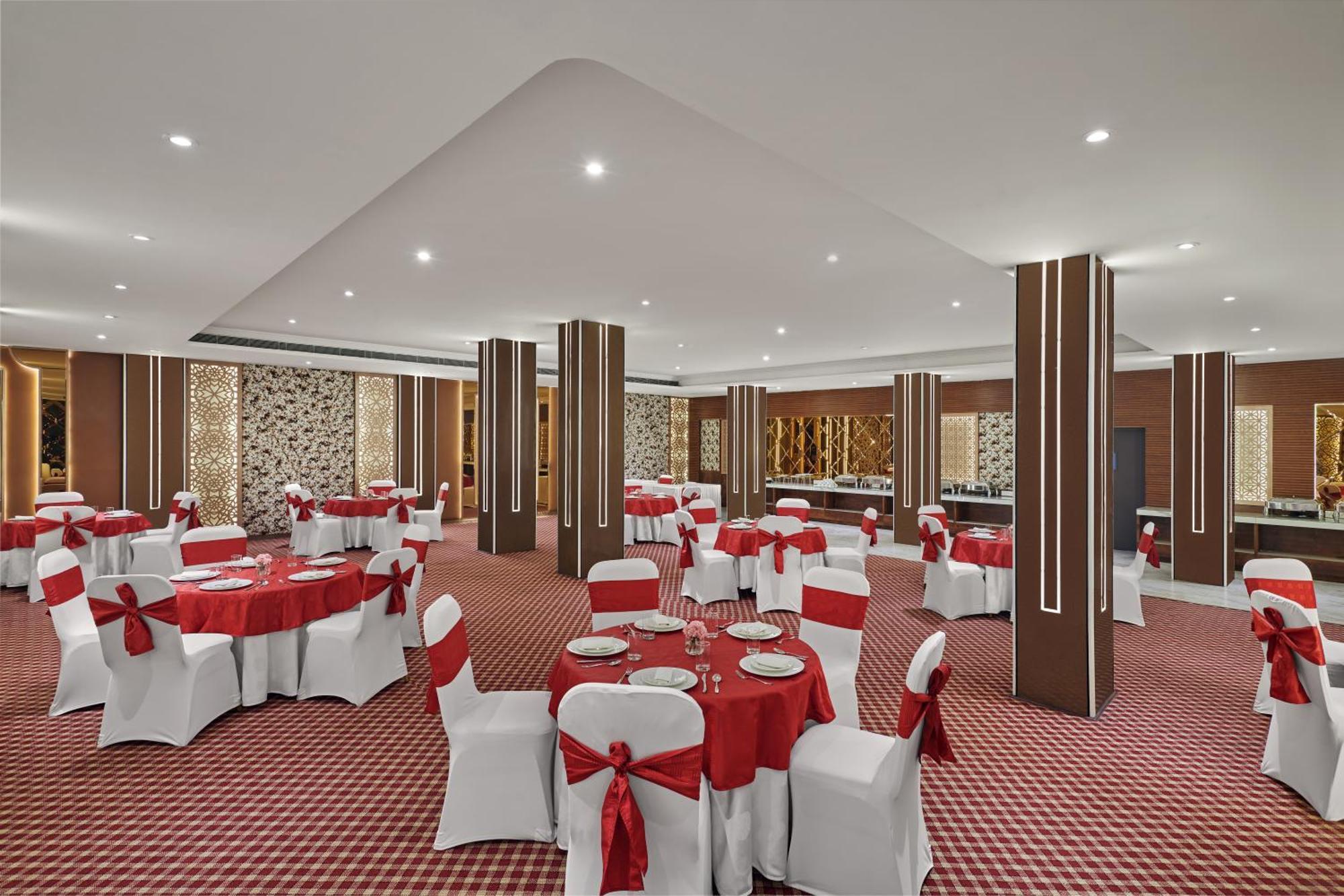 Deventure Sarovar Portico Patel Nagar New Delhi Bagian luar foto