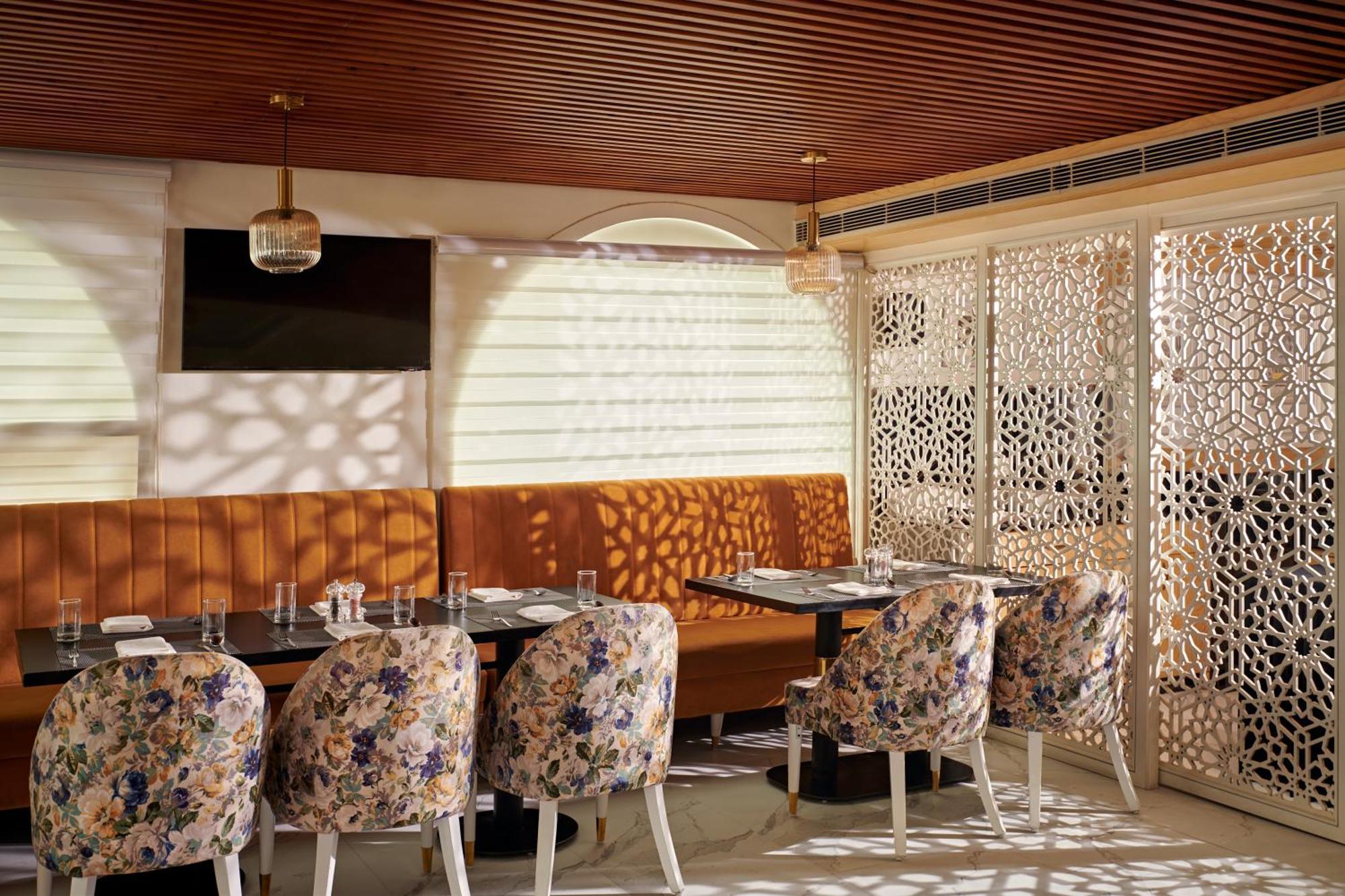 Deventure Sarovar Portico Patel Nagar New Delhi Bagian luar foto